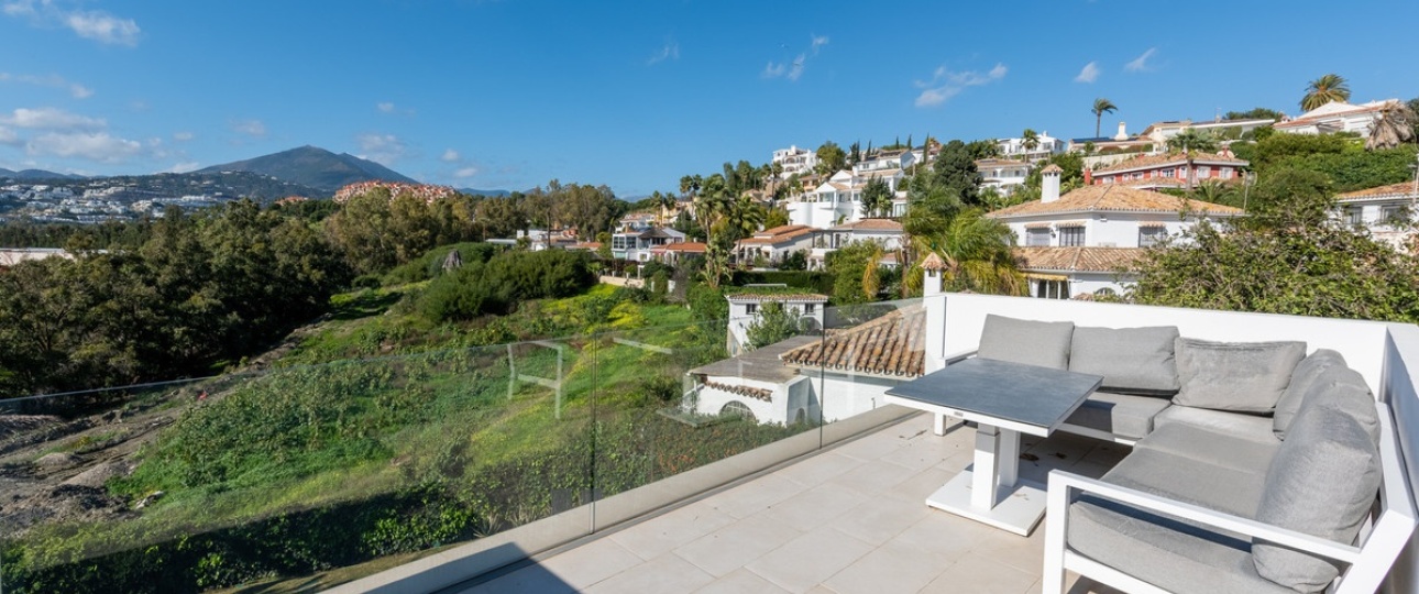 Wiederverkauf - Villa - Marbella - Nueva Andalucía