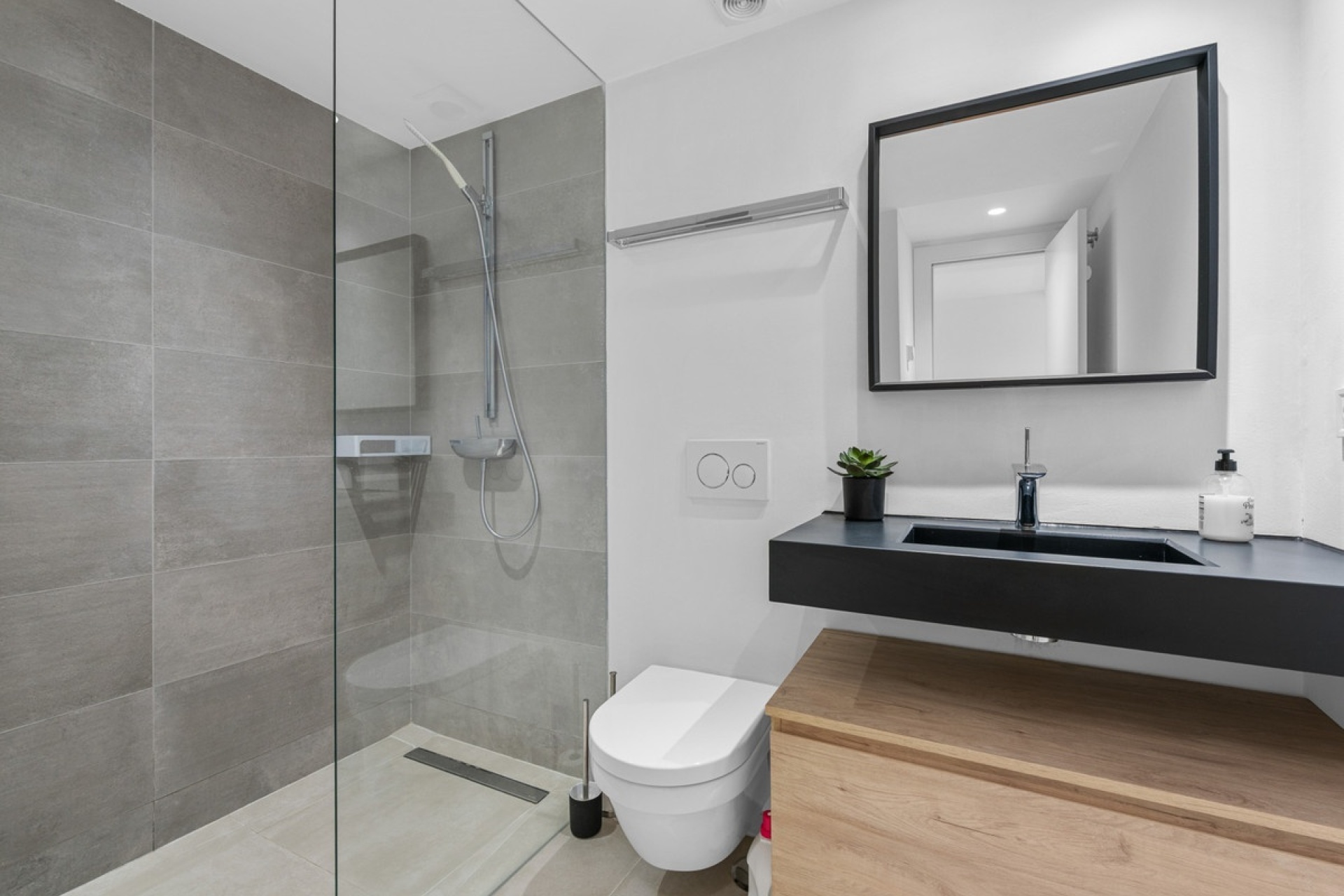 Wiederverkauf - Villa - Marbella - Nueva Andalucía