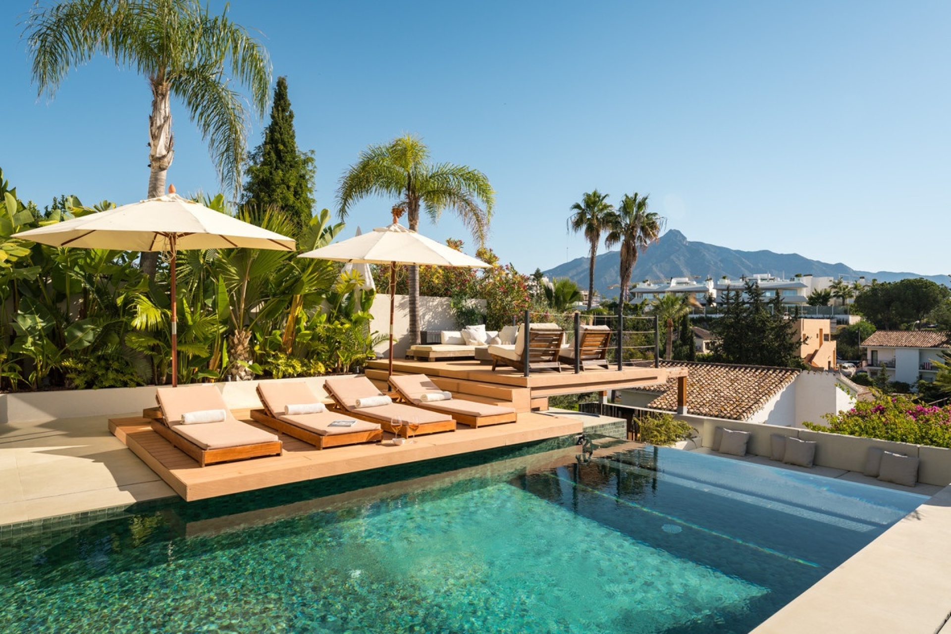 Wiederverkauf - Villa - Marbella - Nueva Andalucía