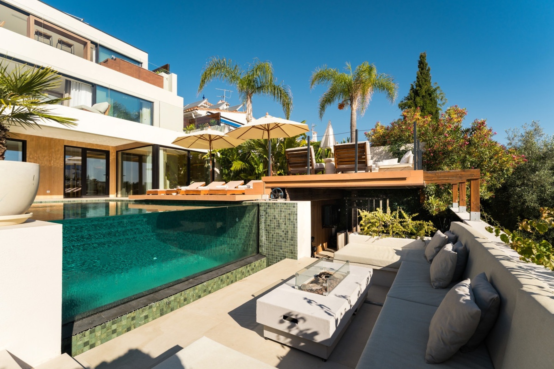 Wiederverkauf - Villa - Marbella - Nueva Andalucía