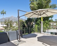 Wiederverkauf - Villa - Marbella - Nueva Andalucía