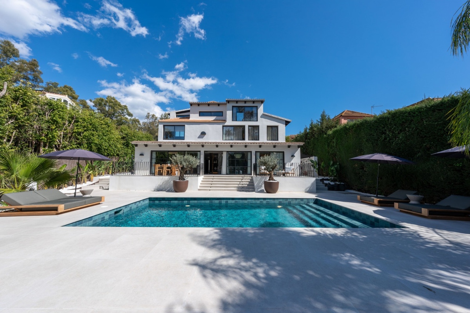 Wiederverkauf - Villa - Marbella - Nueva Andalucía