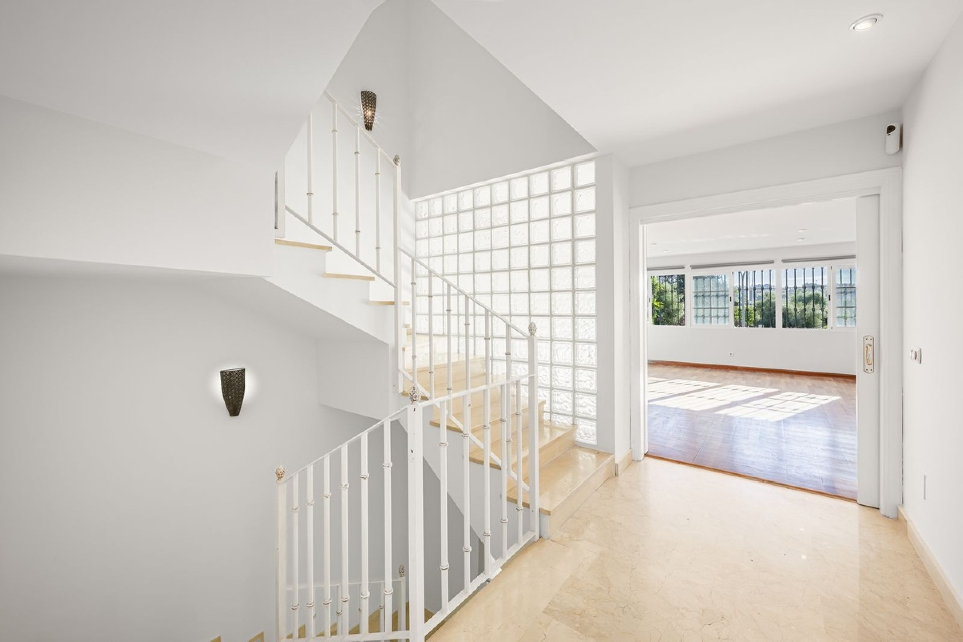 Wiederverkauf - Villa - Marbella - Nueva Andalucía