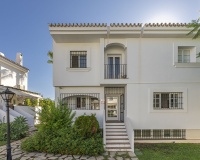 Wiederverkauf - Villa - Marbella - Nueva Andalucía