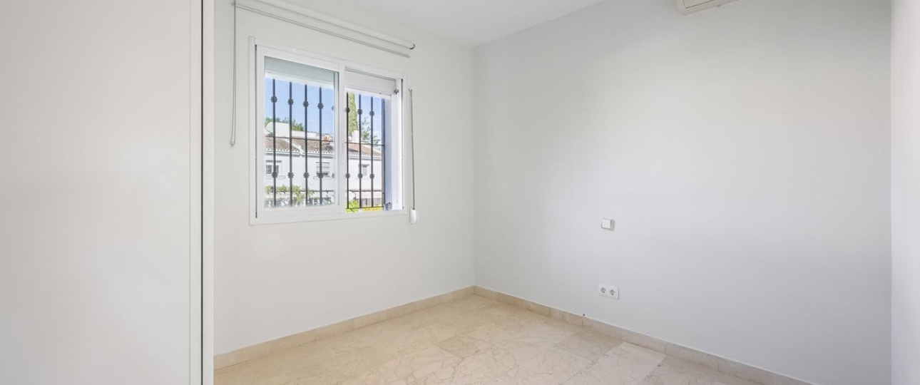 Wiederverkauf - Villa - Marbella - Nueva Andalucía