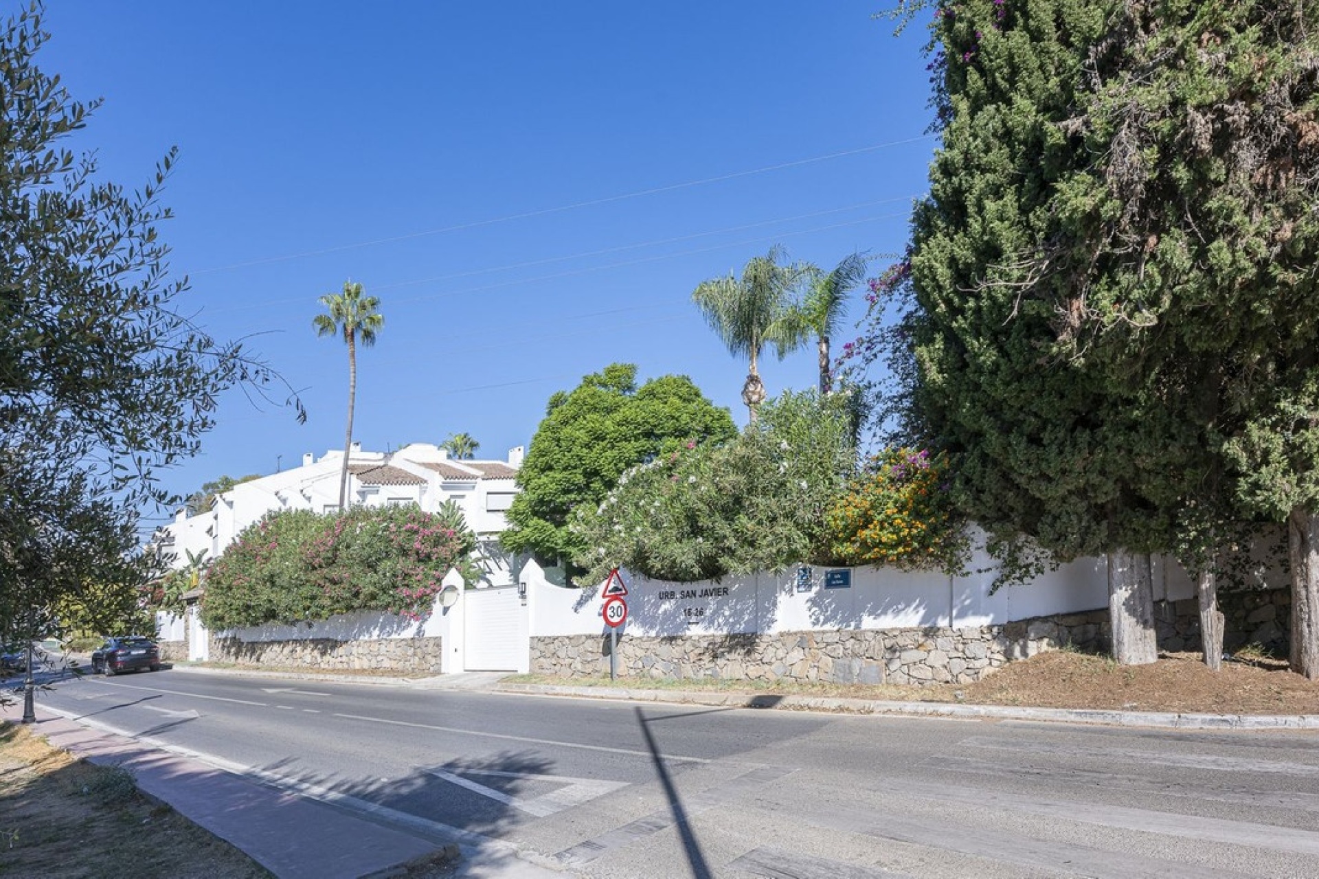 Wiederverkauf - Villa - Marbella - Nueva Andalucía