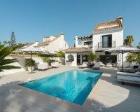 Wiederverkauf - Villa - Marbella - Nueva Andalucía