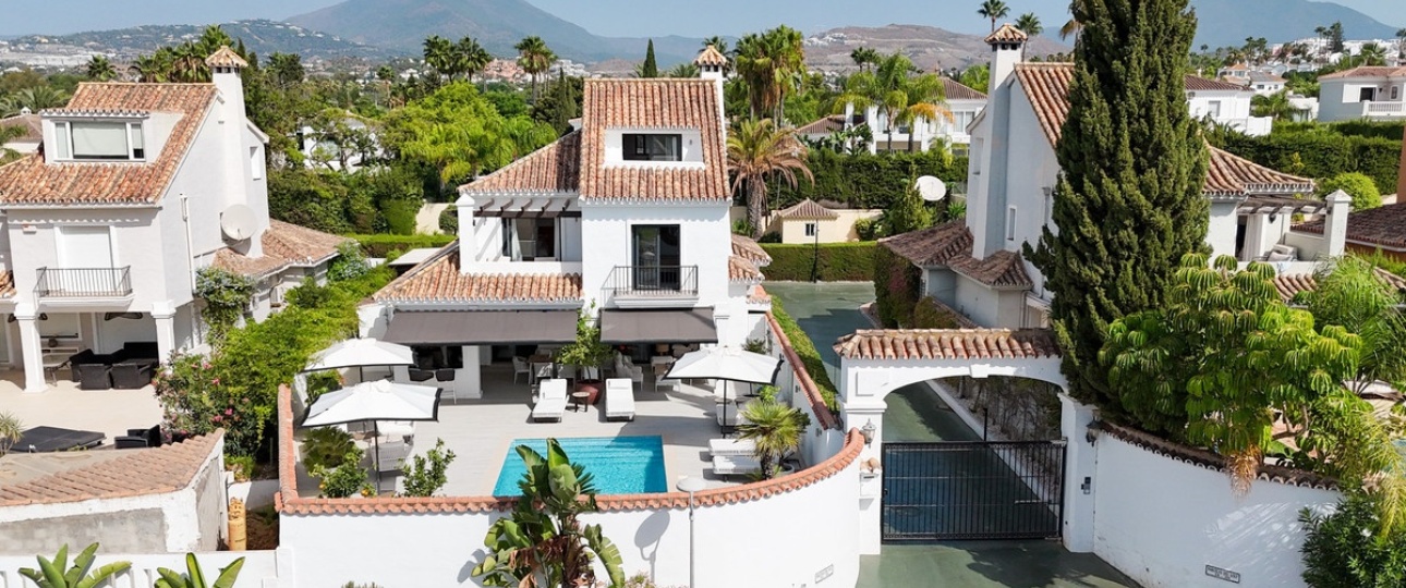 Wiederverkauf - Villa - Marbella - Nueva Andalucía