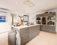 Wiederverkauf - Villa - Marbella - Nueva Andalucía