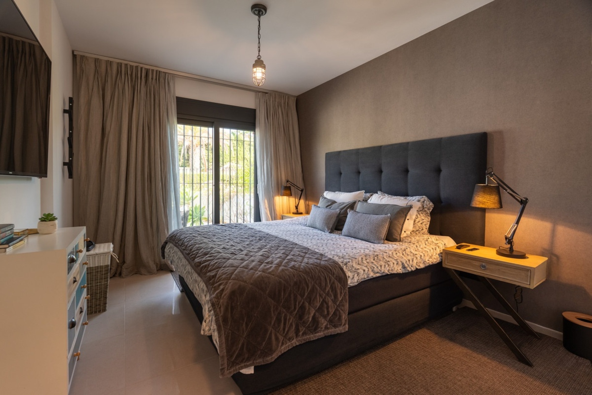 Wiederverkauf - Villa - Marbella - Nueva Andalucía