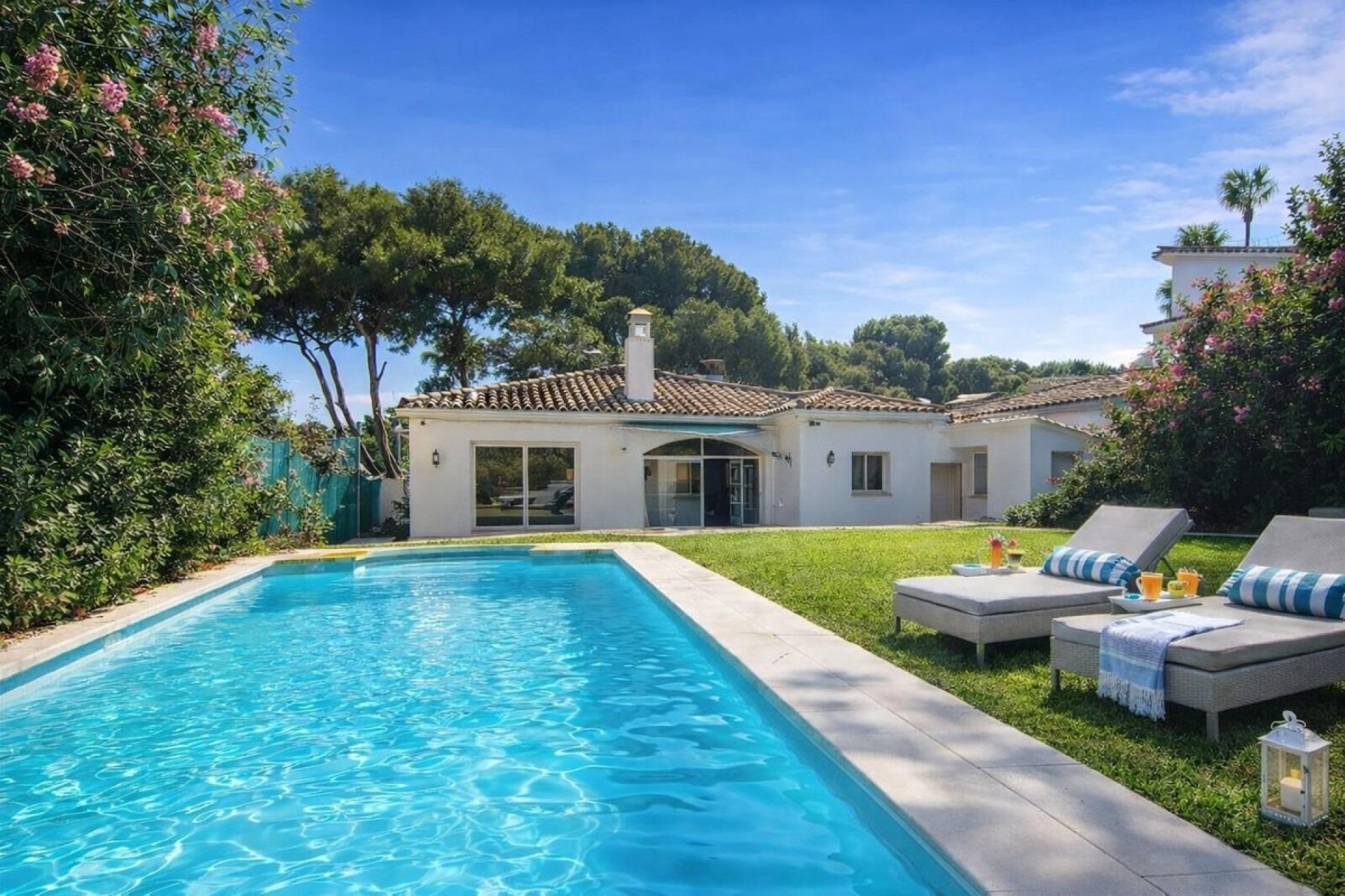 Wiederverkauf - Villa - Marbella - Nueva Andalucía