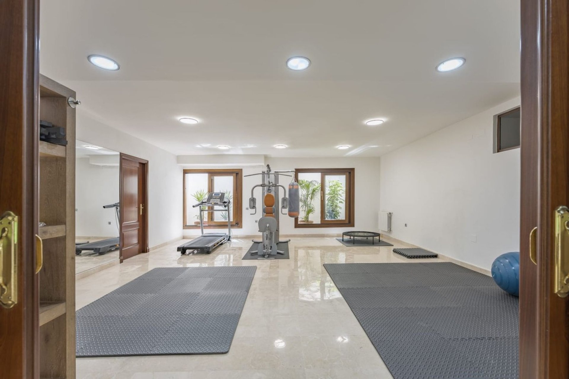 Wiederverkauf - Villa - Marbella - Nueva Andalucía