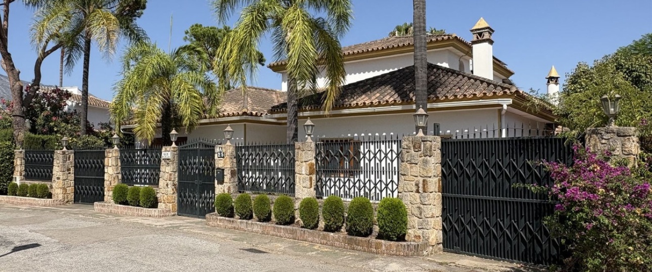 Wiederverkauf - Villa - Marbella - Nueva Andalucía