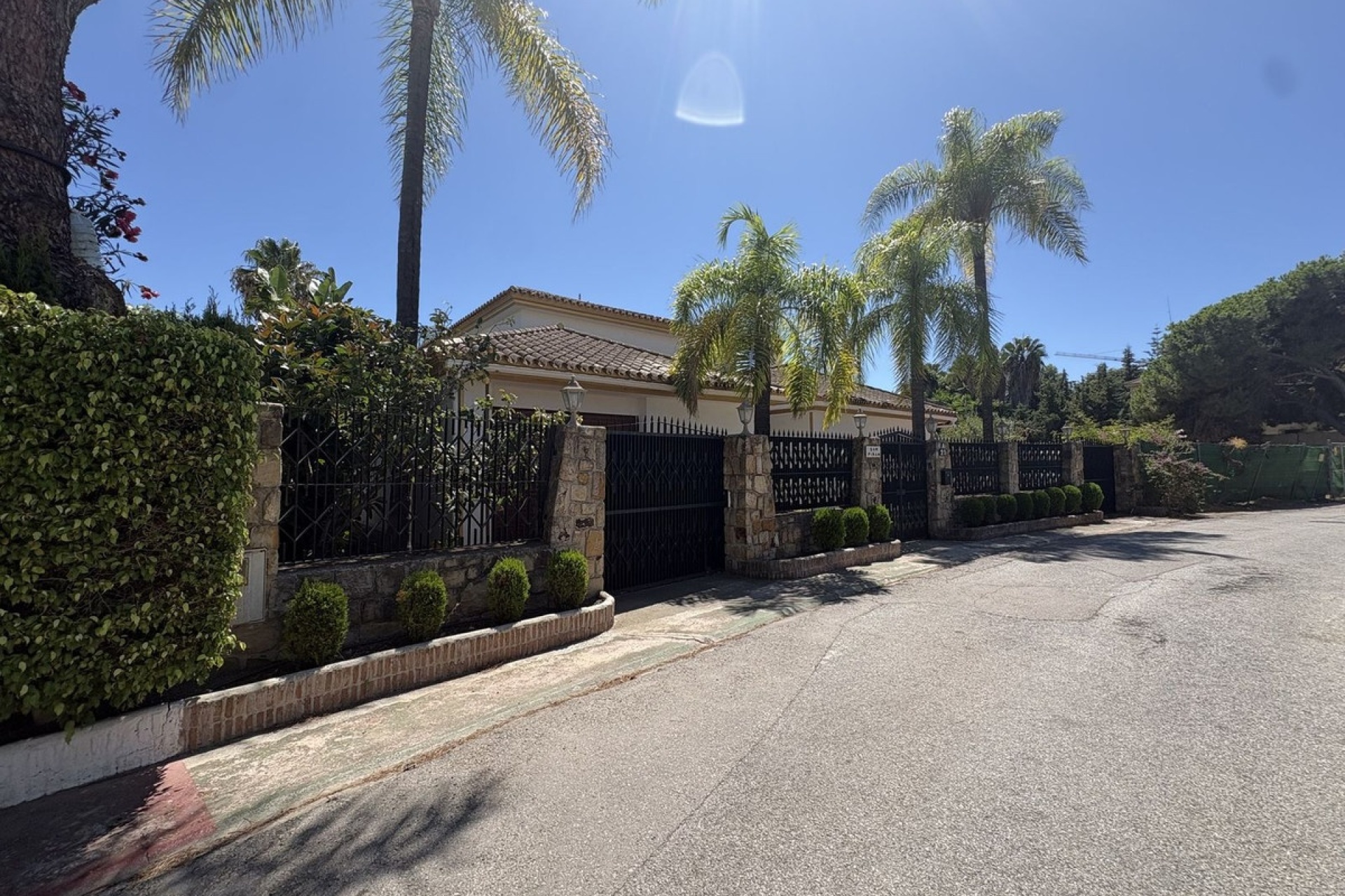Wiederverkauf - Villa - Marbella - Nueva Andalucía