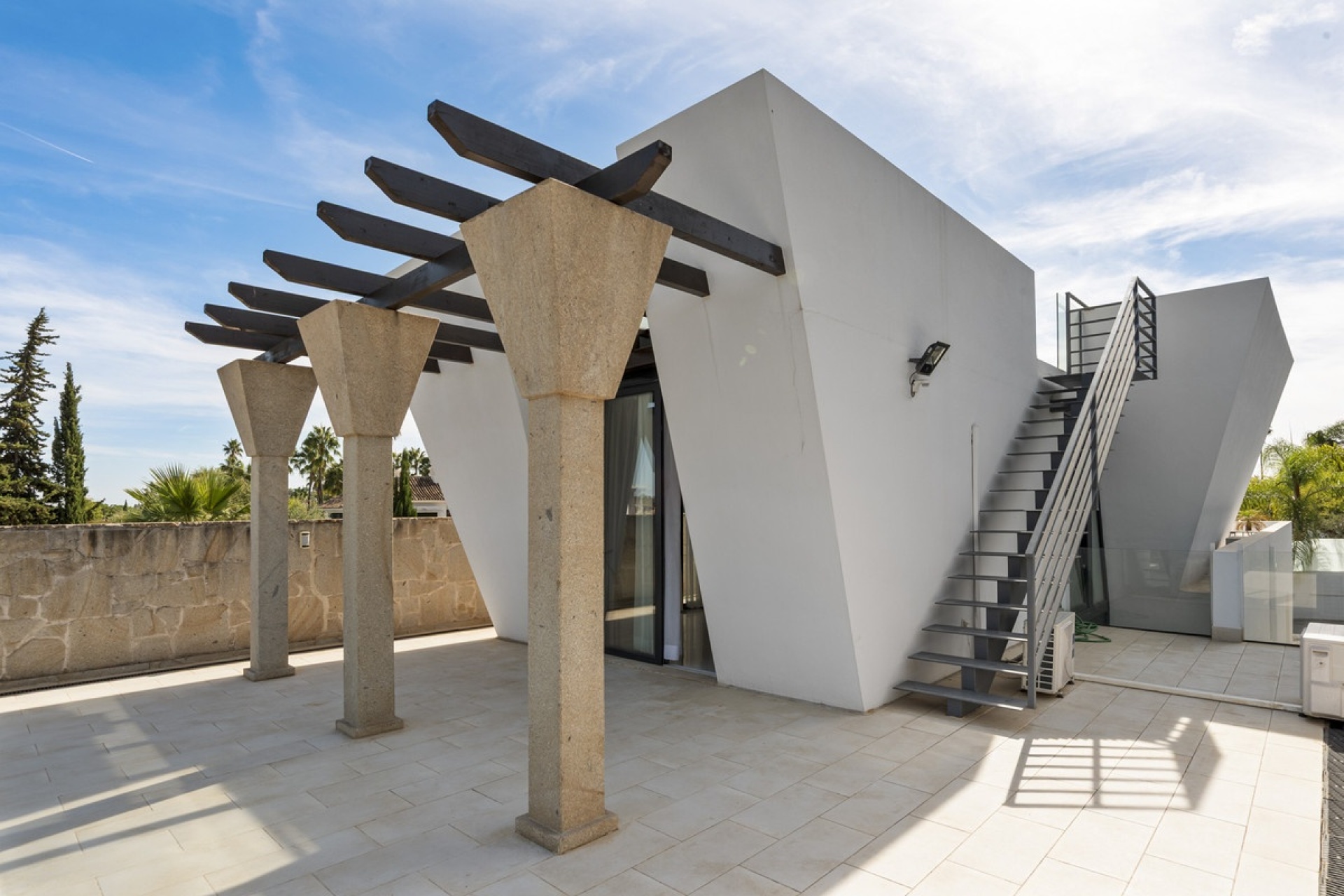 Wiederverkauf - Villa - Marbella - Nueva Andalucía