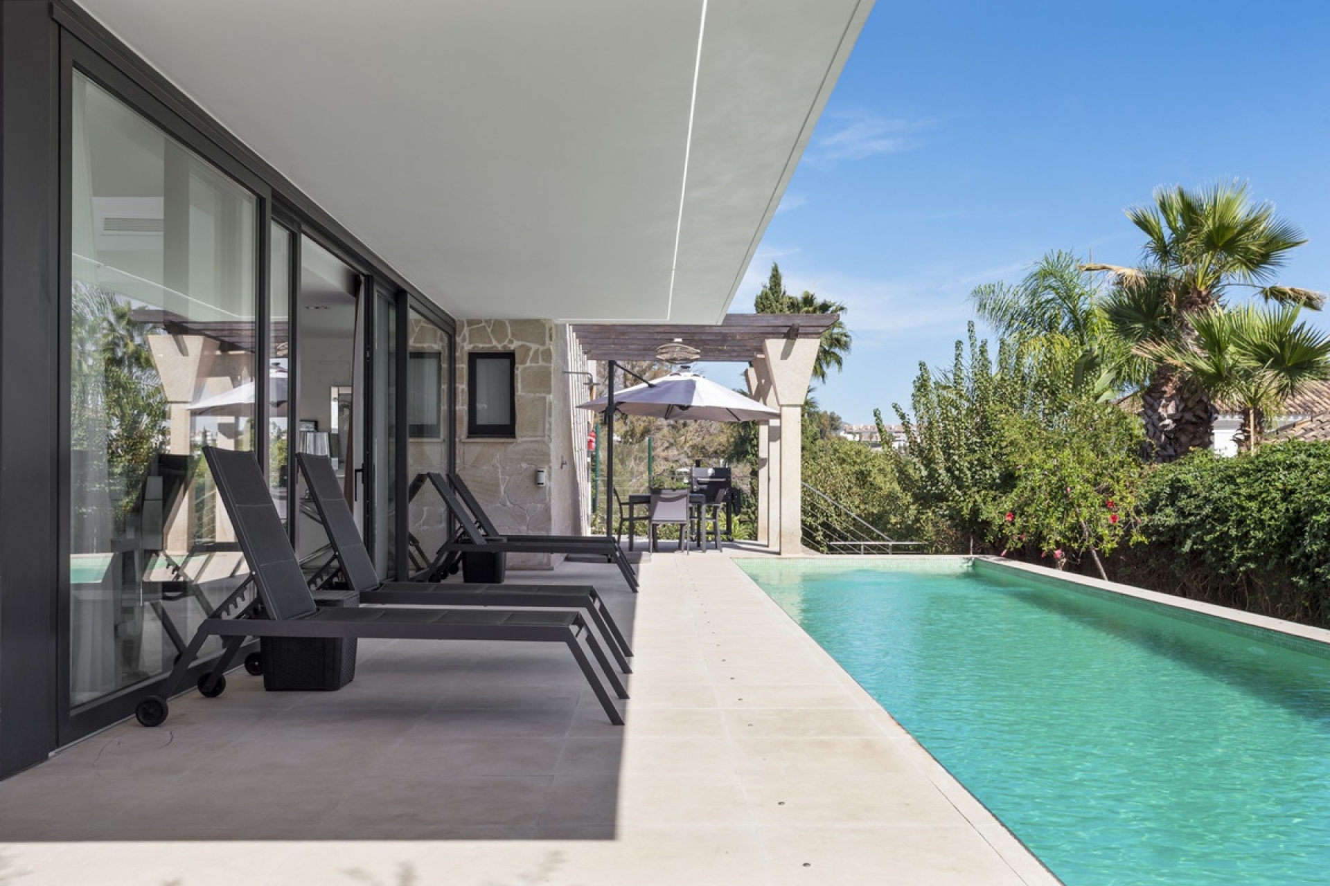 Wiederverkauf - Villa - Marbella - Nueva Andalucía