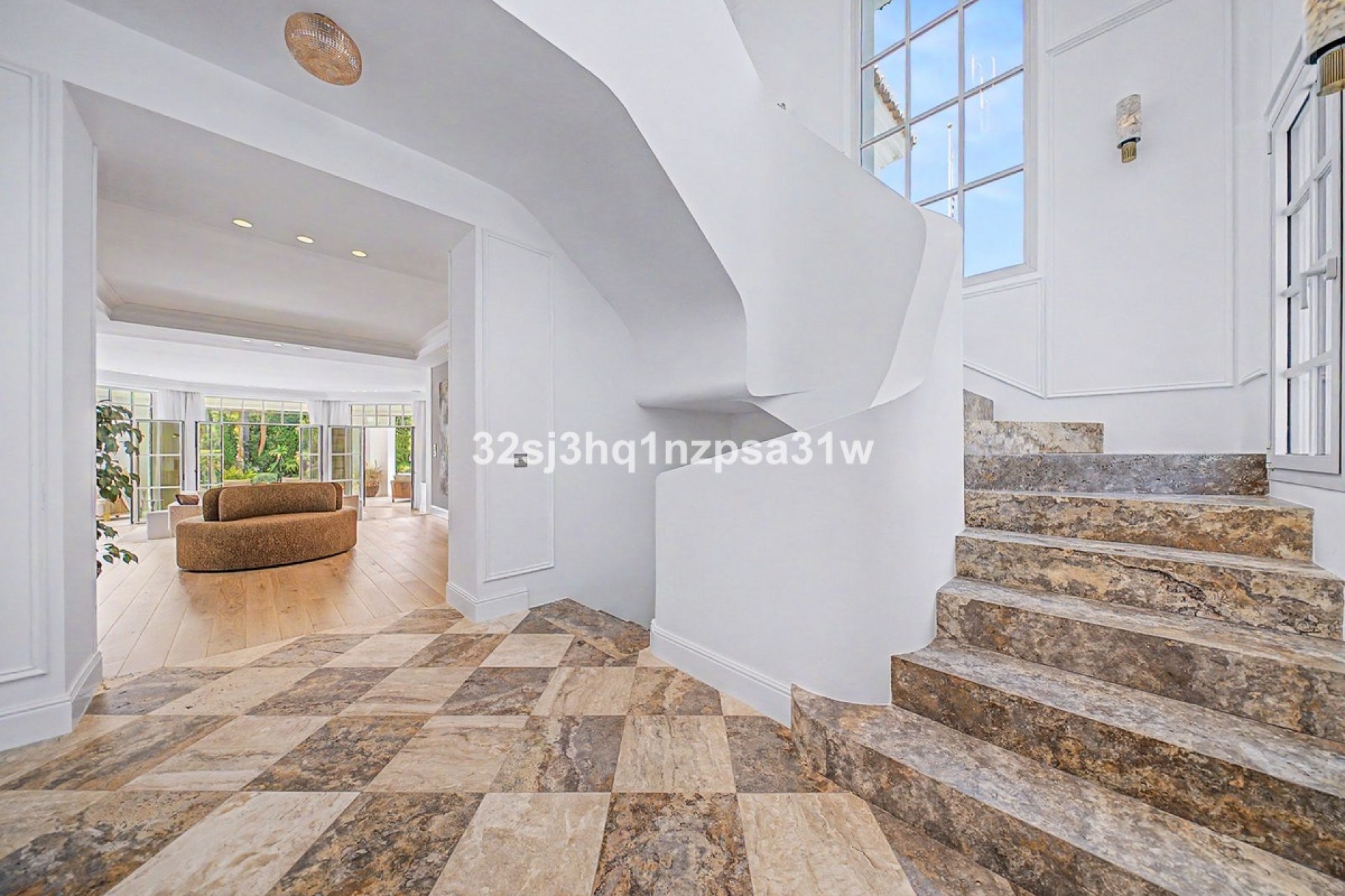 Wiederverkauf - Villa - Marbella - Nueva Andalucía
