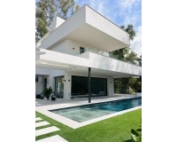 Wiederverkauf - Villa - Marbella - Nueva Andalucía