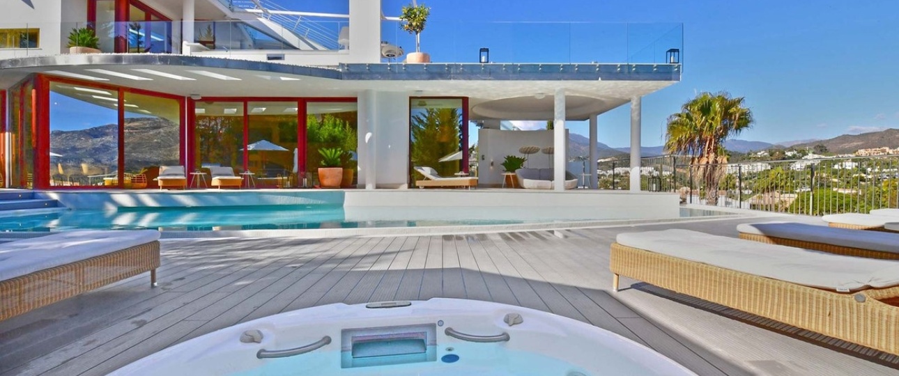 Wiederverkauf - Villa - Marbella - Nueva Andalucía