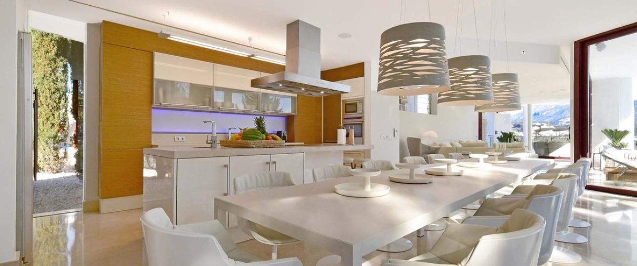 Wiederverkauf - Villa - Marbella - Nueva Andalucía