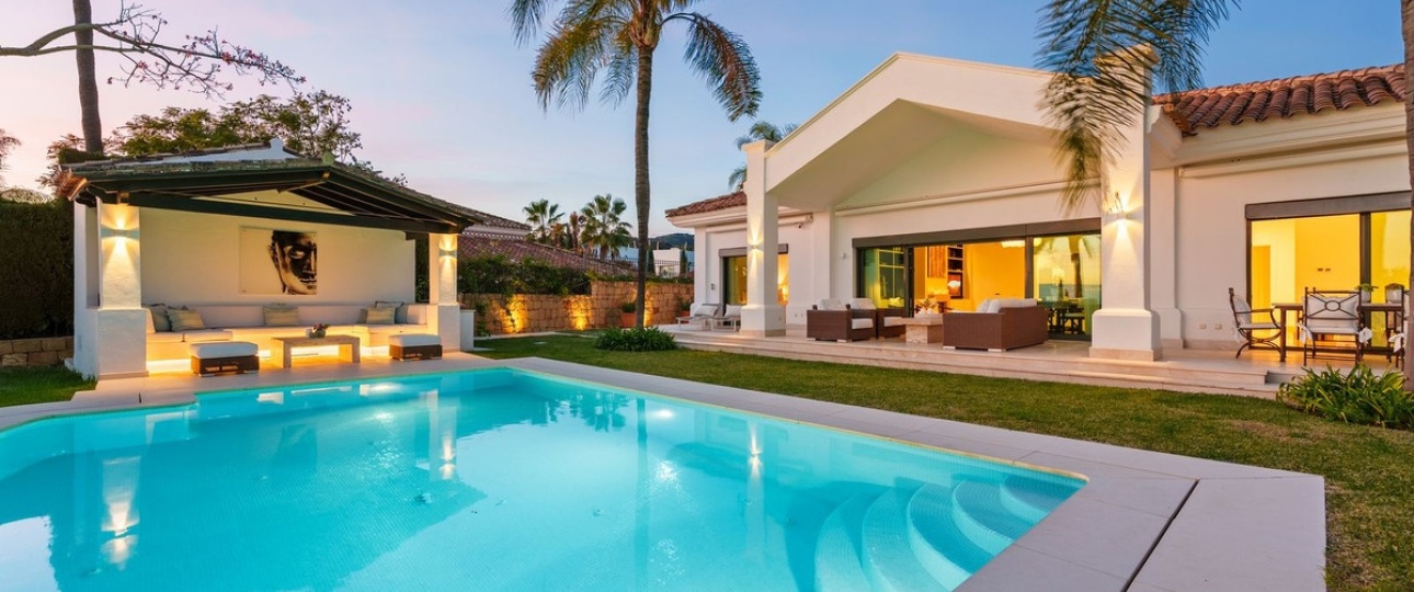Wiederverkauf - Villa - Marbella - Nueva Andalucía