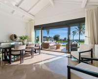 Wiederverkauf - Villa - Marbella - Nueva Andalucía