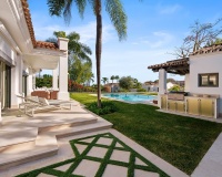 Wiederverkauf - Villa - Marbella - Nueva Andalucía
