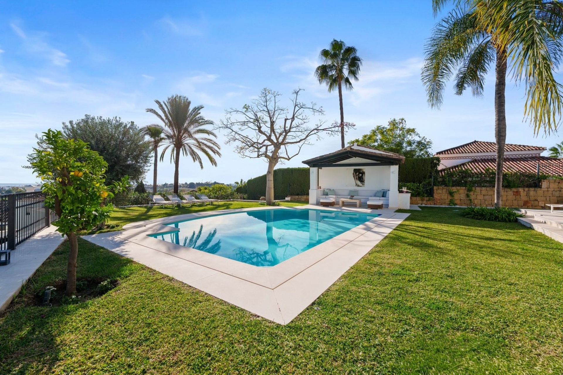 Wiederverkauf - Villa - Marbella - Nueva Andalucía