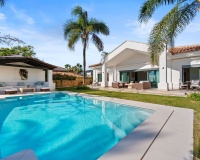 Wiederverkauf - Villa - Marbella - Nueva Andalucía