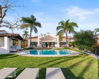Wiederverkauf - Villa - Marbella - Nueva Andalucía