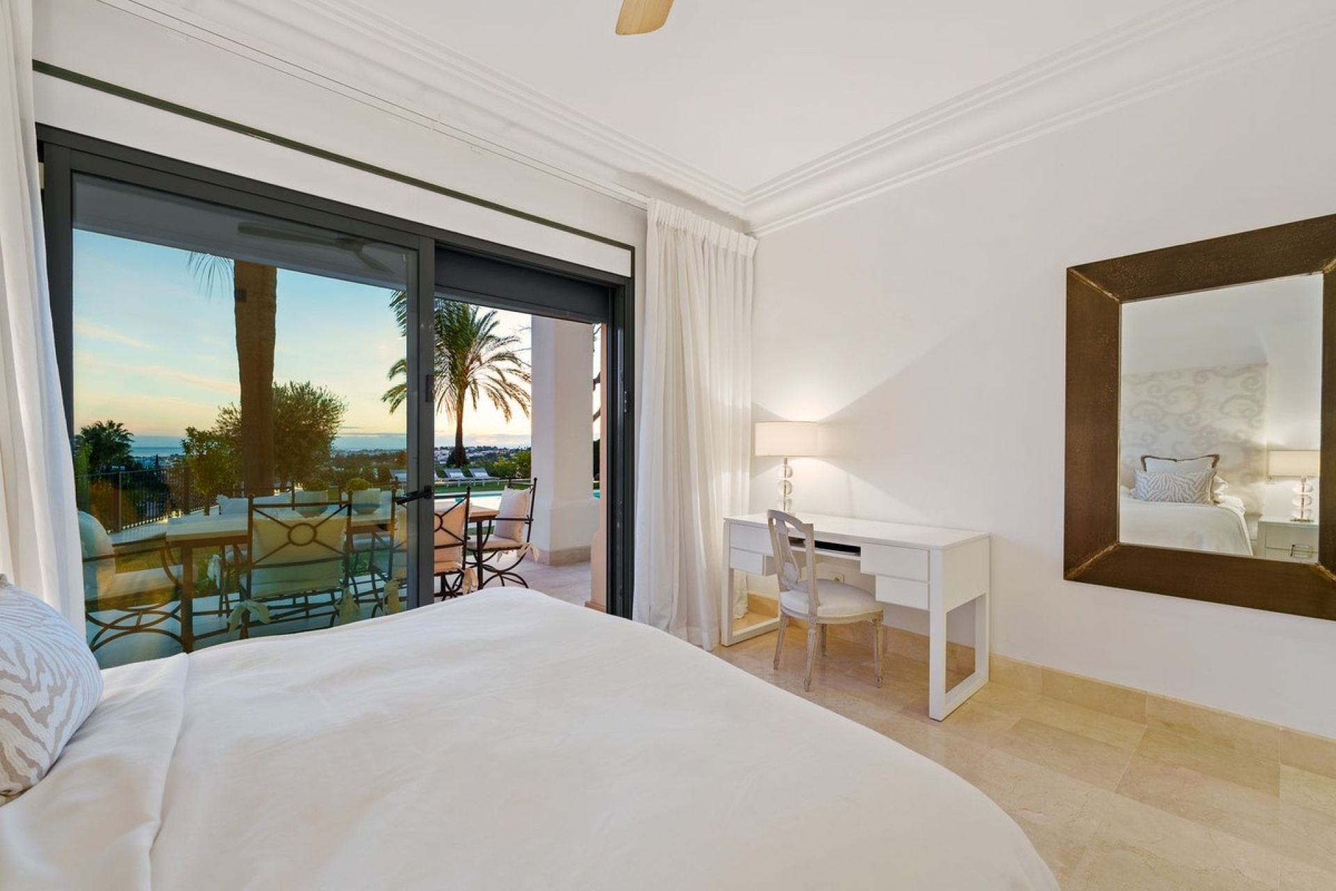 Wiederverkauf - Villa - Marbella - Nueva Andalucía