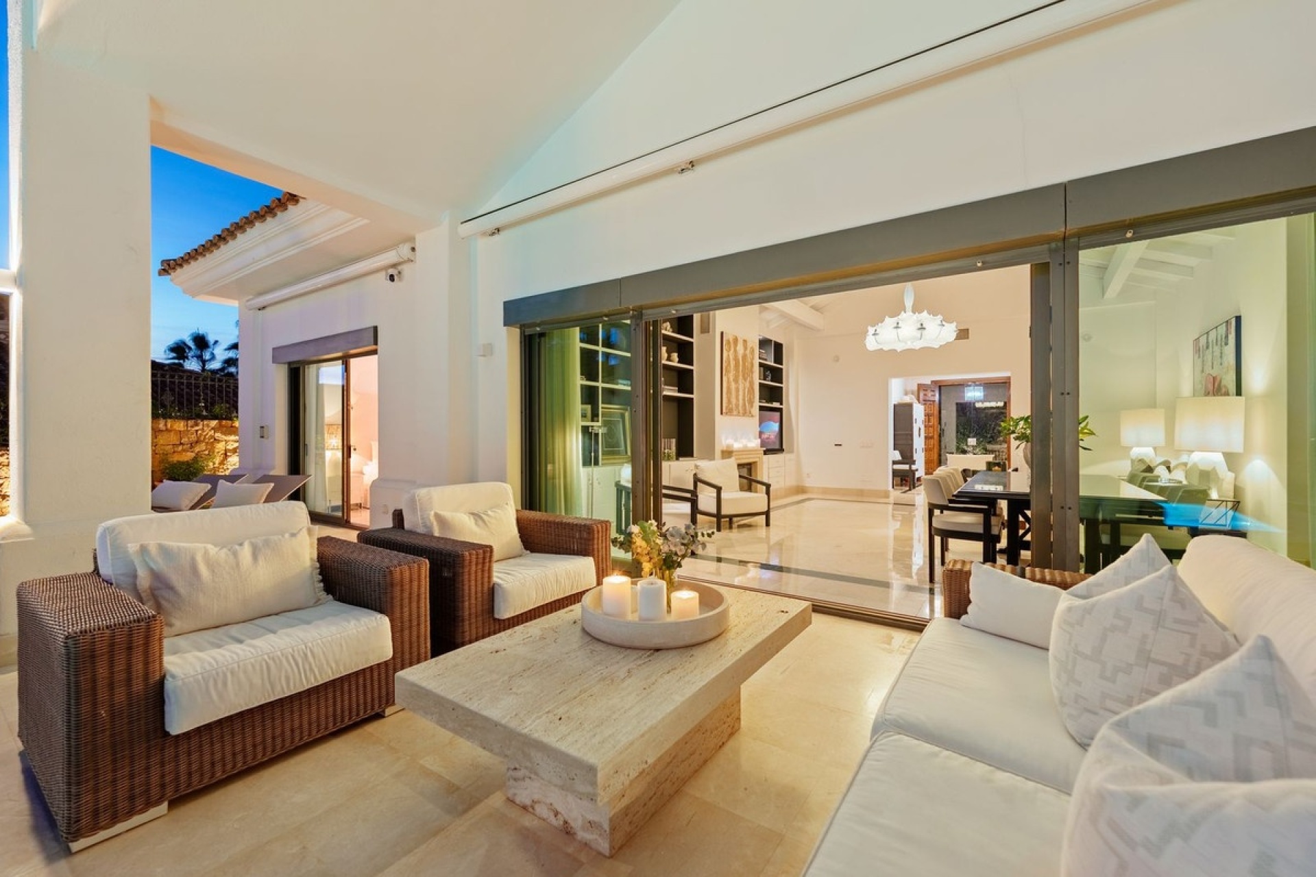 Wiederverkauf - Villa - Marbella - Nueva Andalucía