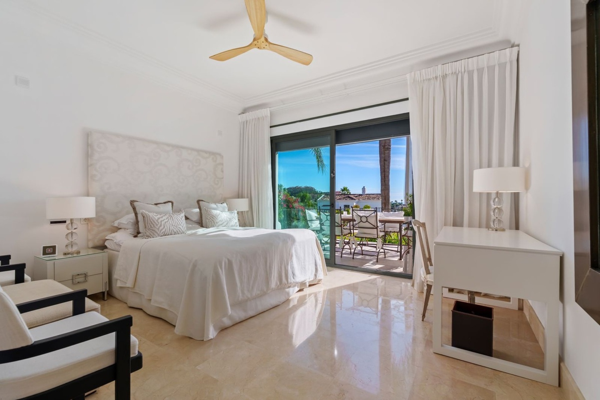 Wiederverkauf - Villa - Marbella - Nueva Andalucía
