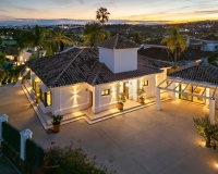 Wiederverkauf - Villa - Marbella - Nueva Andalucía