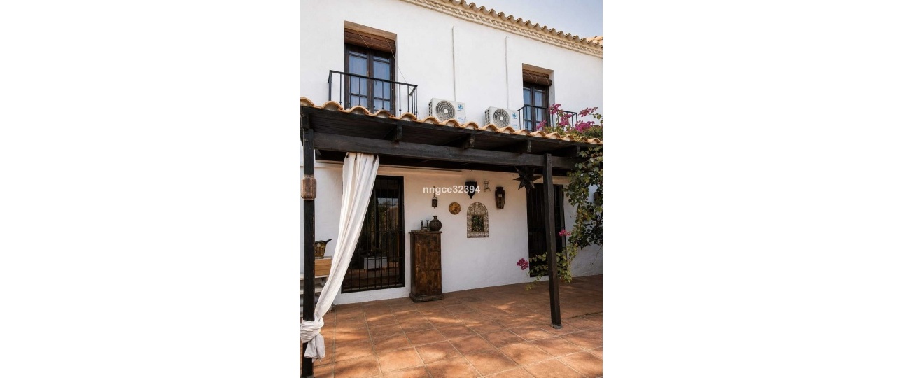 Wiederverkauf - Villa - Marbella - Nueva Andalucía