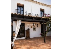 Wiederverkauf - Villa - Marbella - Nueva Andalucía