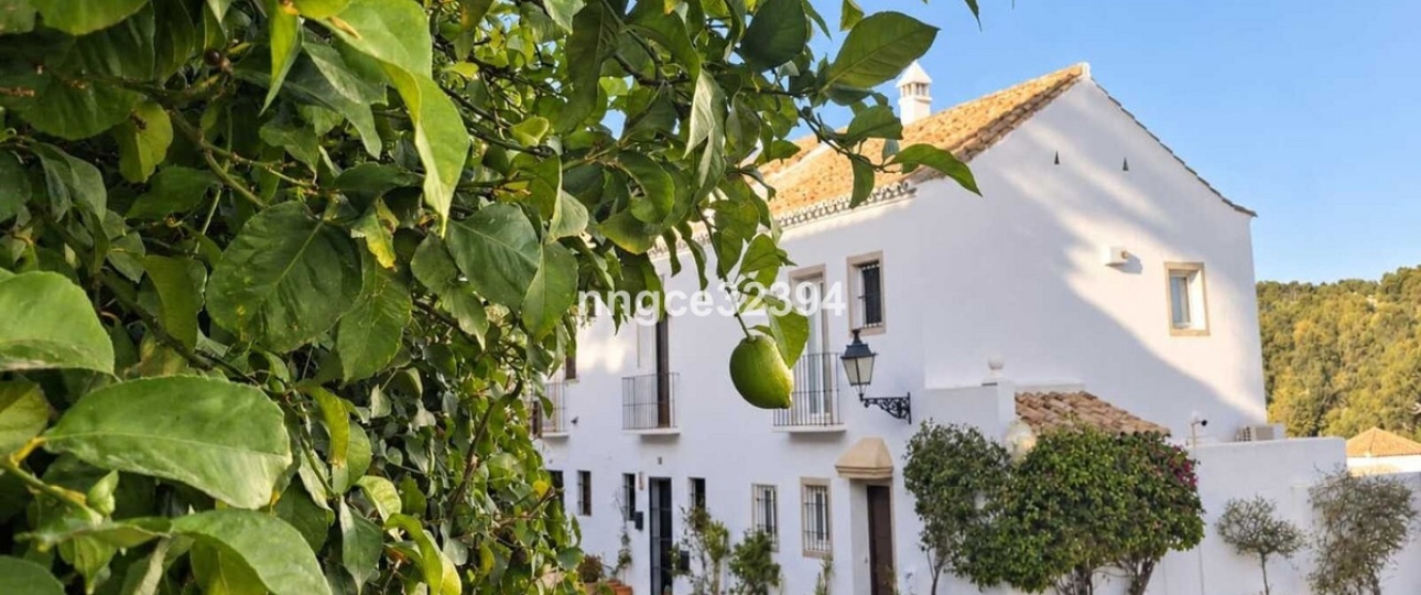Wiederverkauf - Villa - Marbella - Nueva Andalucía