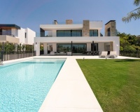 Wiederverkauf - Villa - Marbella - Nueva Andalucía