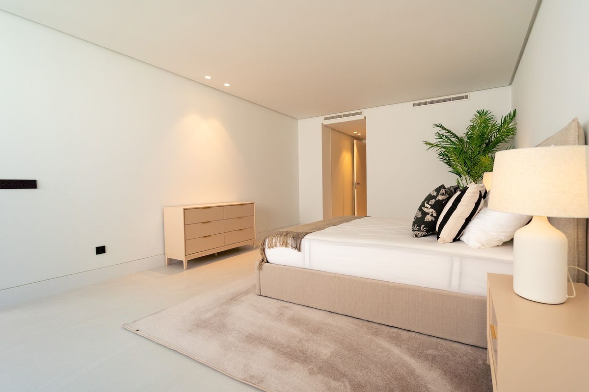 Wiederverkauf - Villa - Marbella - Nueva Andalucía