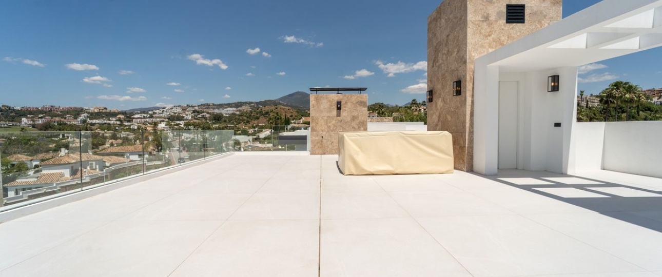 Wiederverkauf - Villa - Marbella - Nueva Andalucía