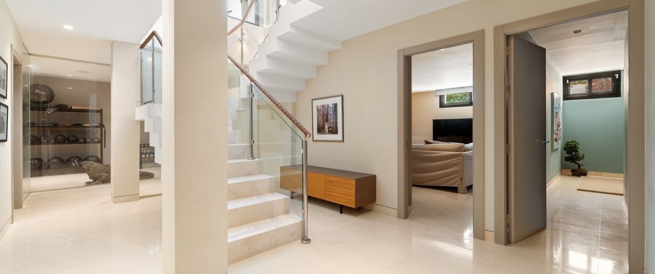 Wiederverkauf - Villa - Marbella - Nueva Andalucía
