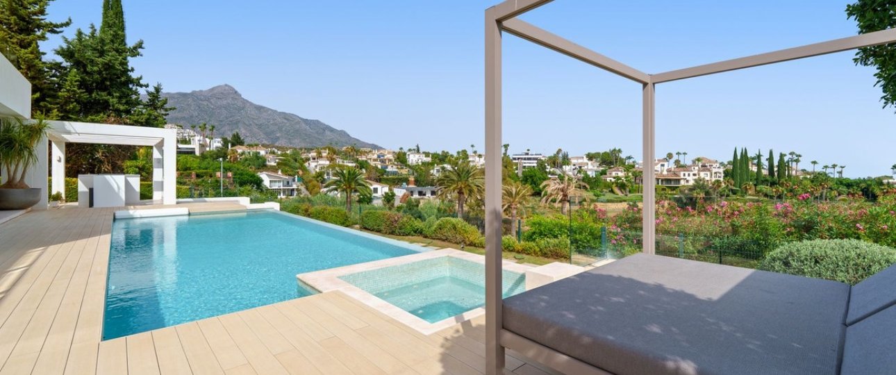 Wiederverkauf - Villa - Marbella - Nueva Andalucía