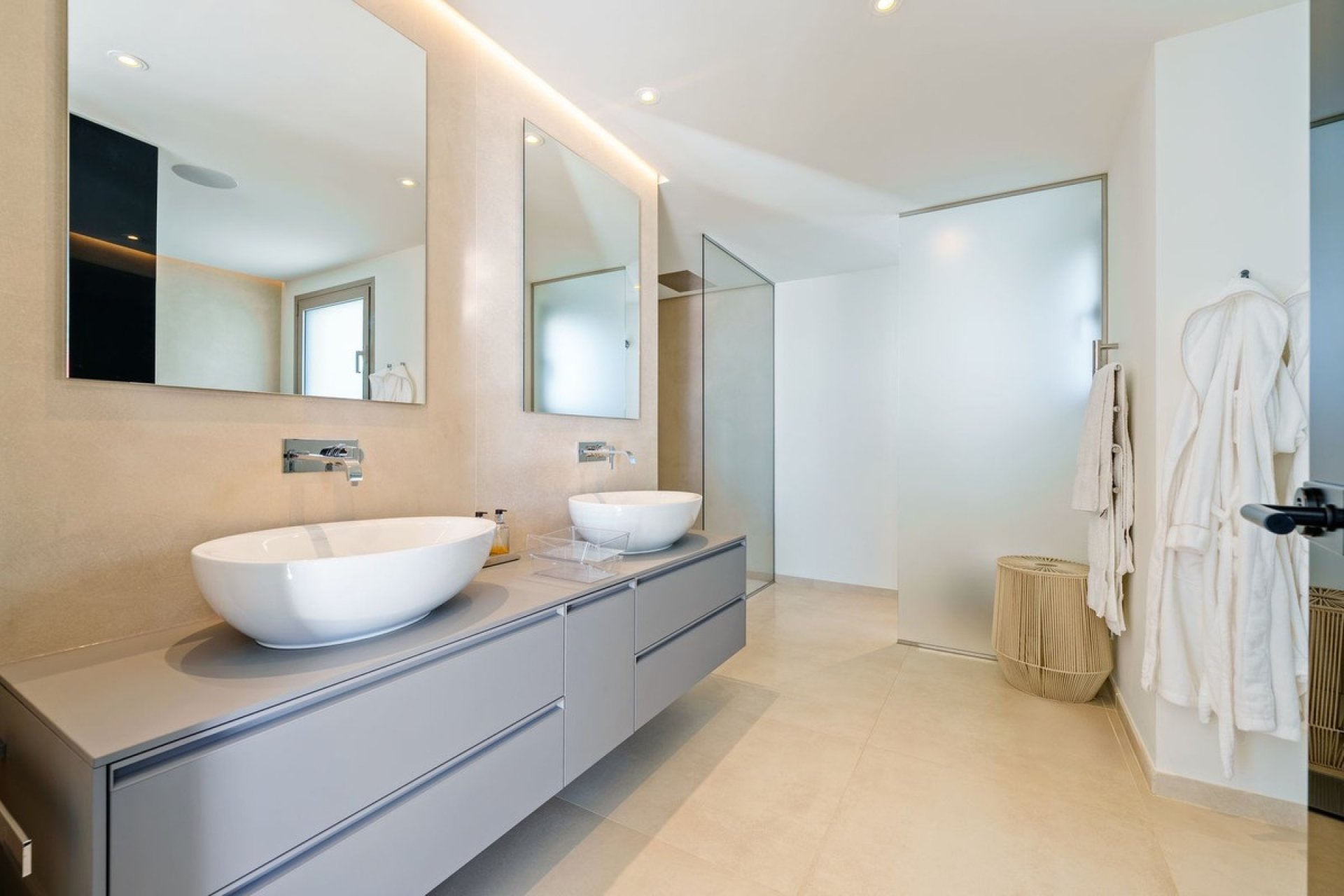 Wiederverkauf - Villa - Marbella - Nueva Andalucía