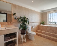 Wiederverkauf - Villa - Marbella - Nueva Andalucía