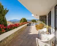 Wiederverkauf - Villa - Marbella - Nueva Andalucía