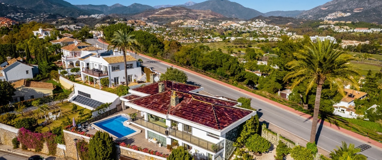 Wiederverkauf - Villa - Marbella - Nueva Andalucía