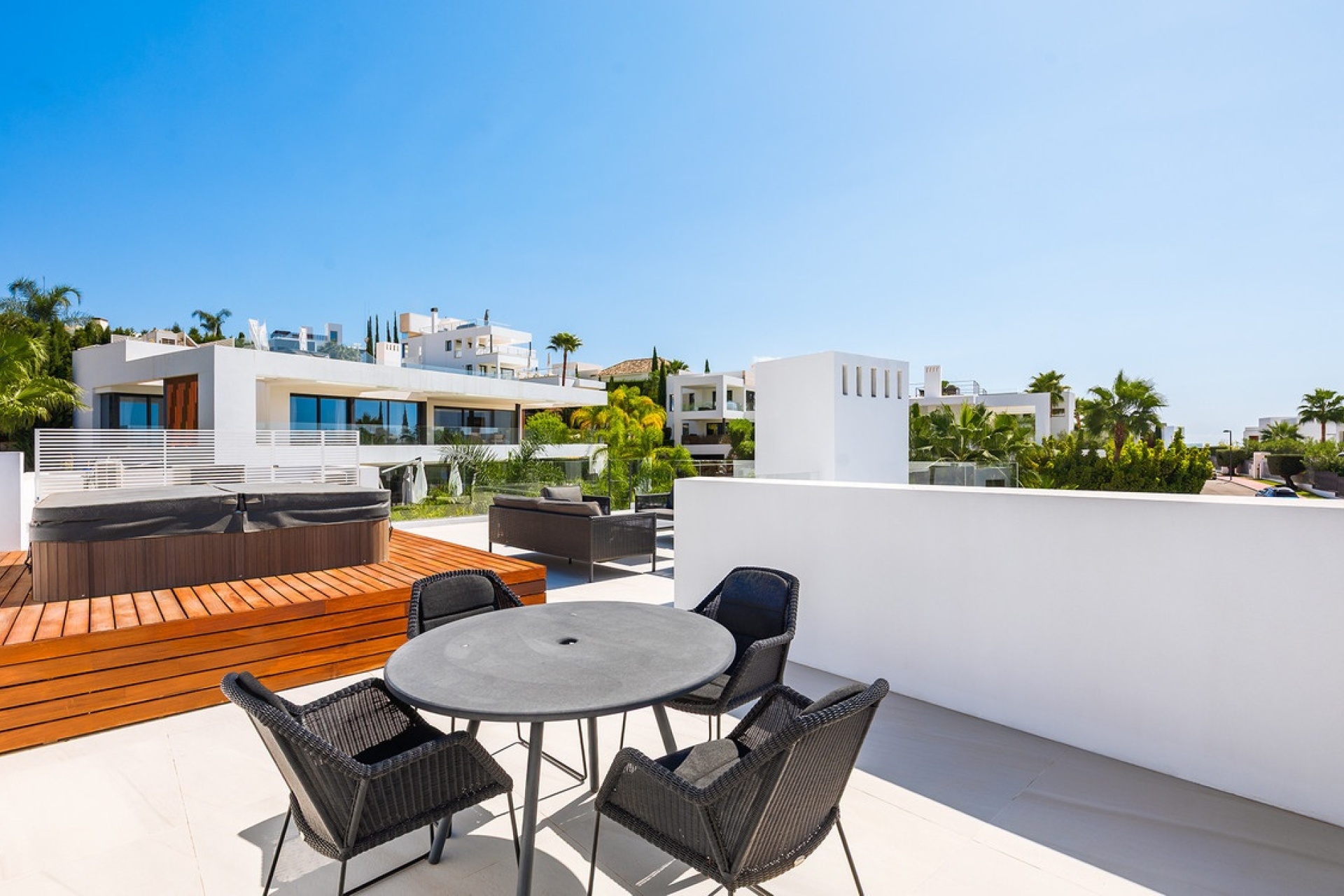 Wiederverkauf - Villa - Marbella - Nueva Andalucía