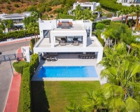 Wiederverkauf - Villa - Marbella - Nueva Andalucía