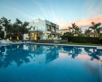 Wiederverkauf - Villa - Marbella - Nueva Andalucía