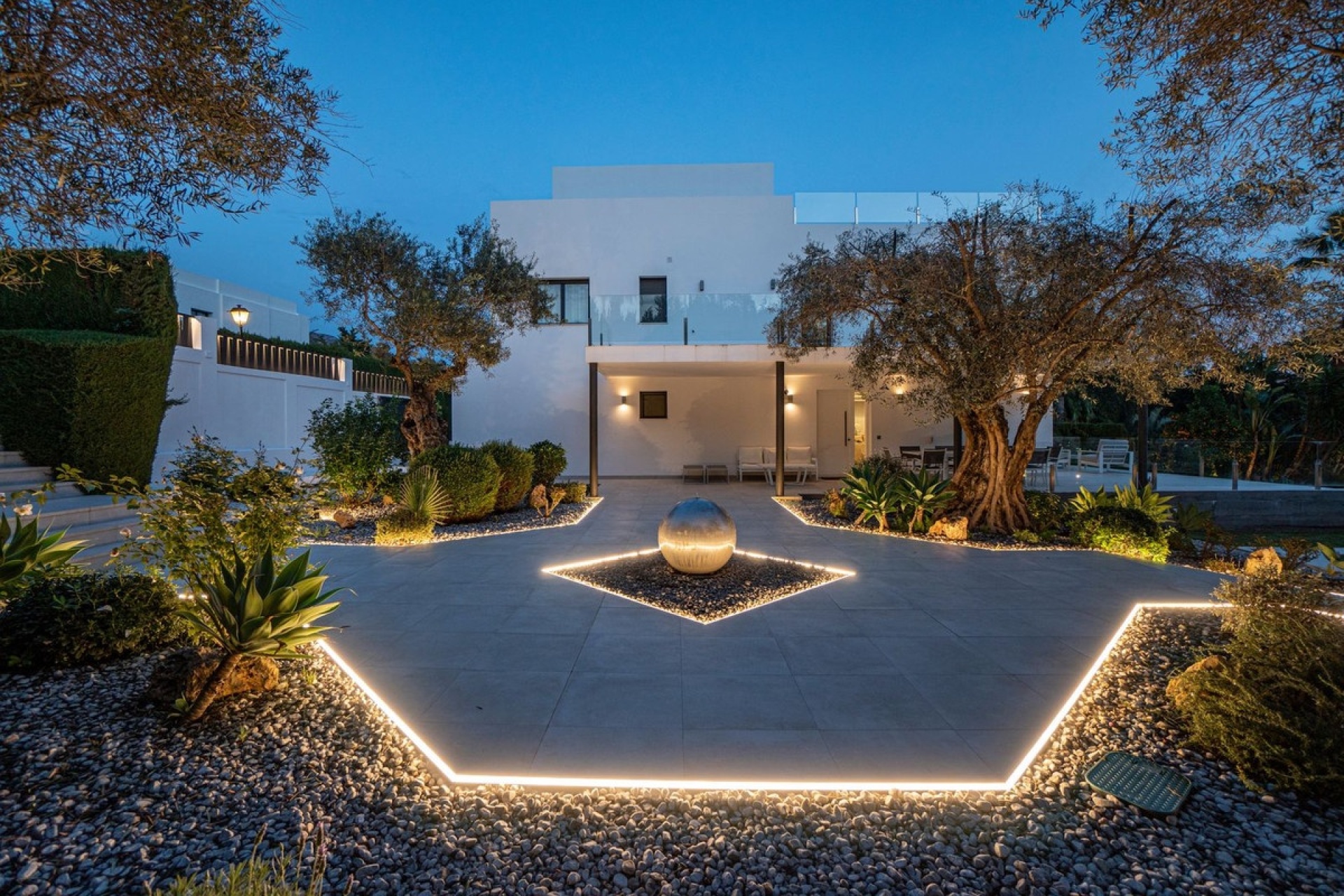 Wiederverkauf - Villa - Marbella - Nueva Andalucía
